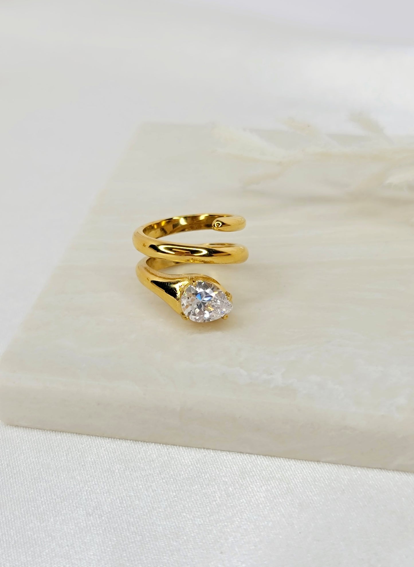 Gold Swirl Ring