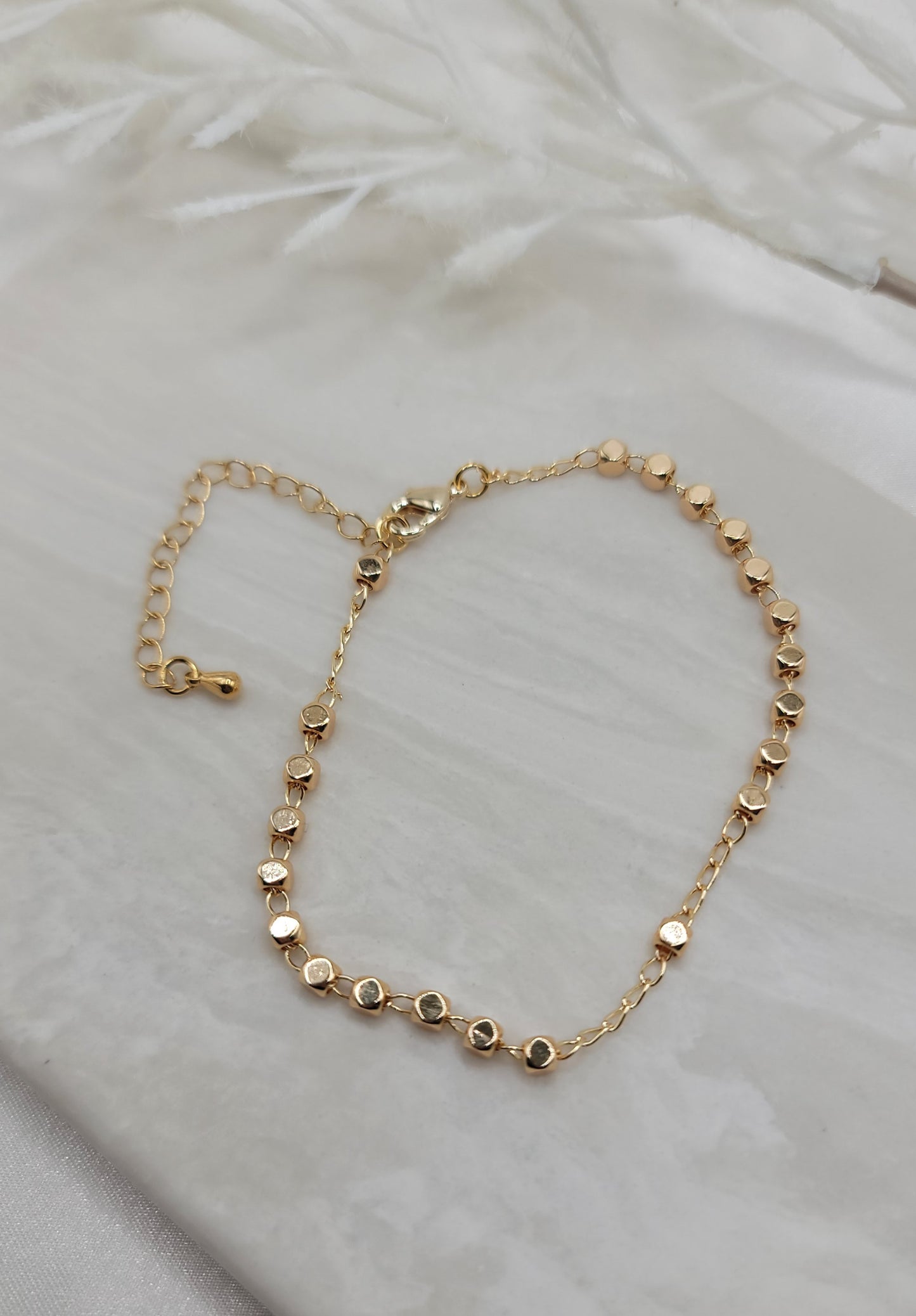 Dainty Gold Bead Bracelet