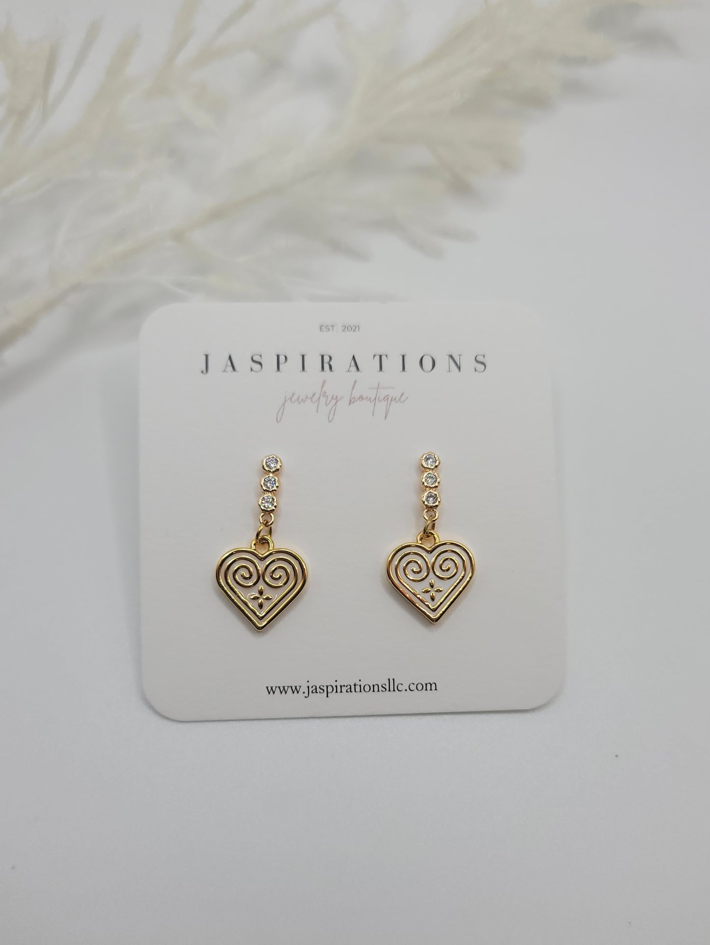 Hmong Heart - Bar Stud