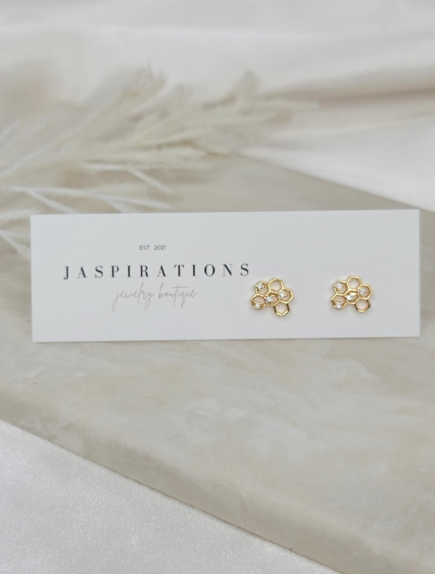 Honeycomb Studs
