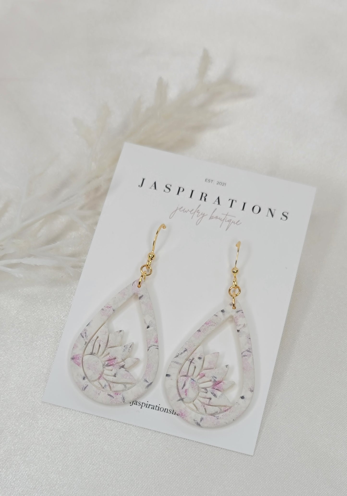 Lavender Floral Drop
