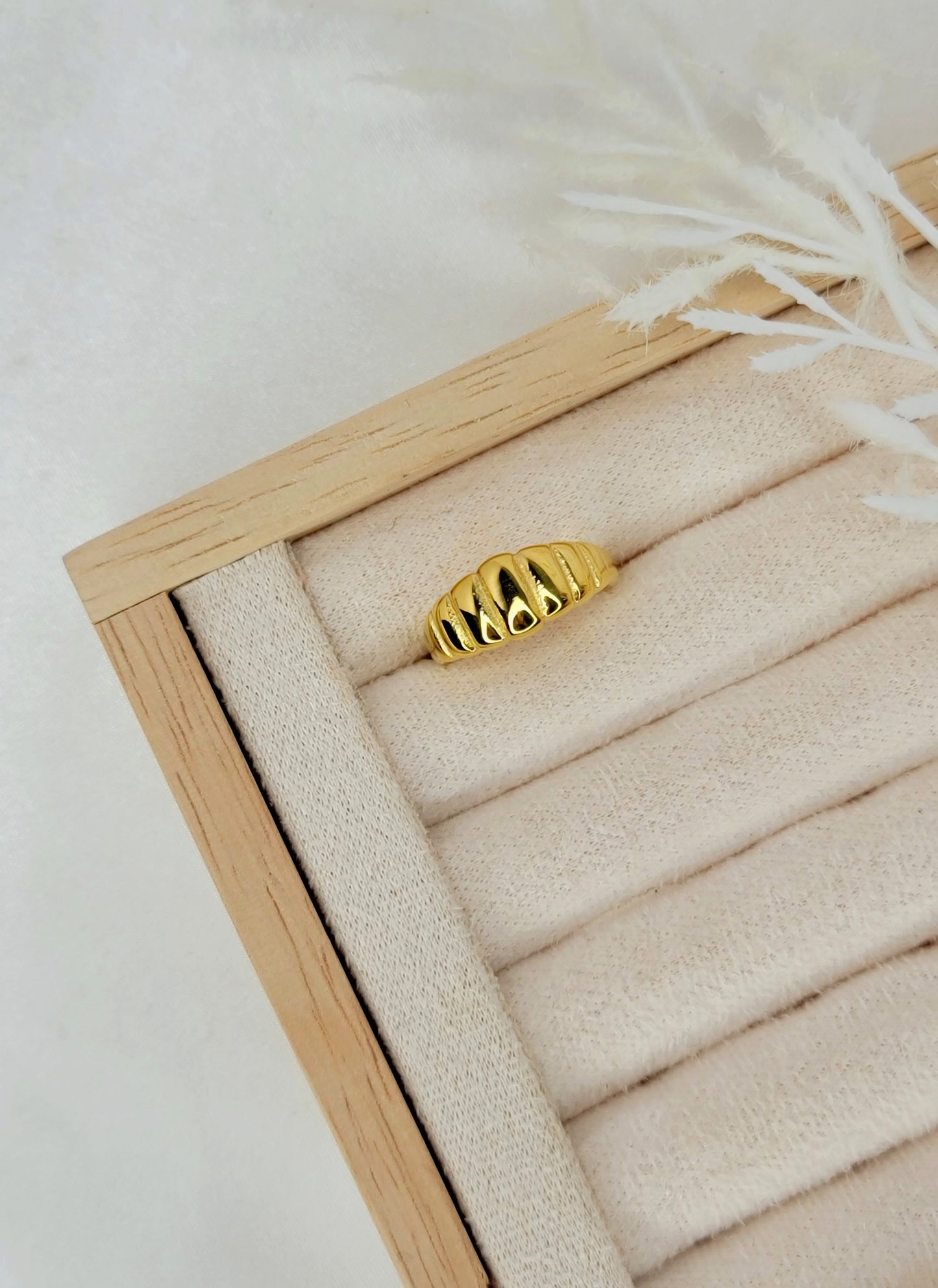 Gold Texured Band