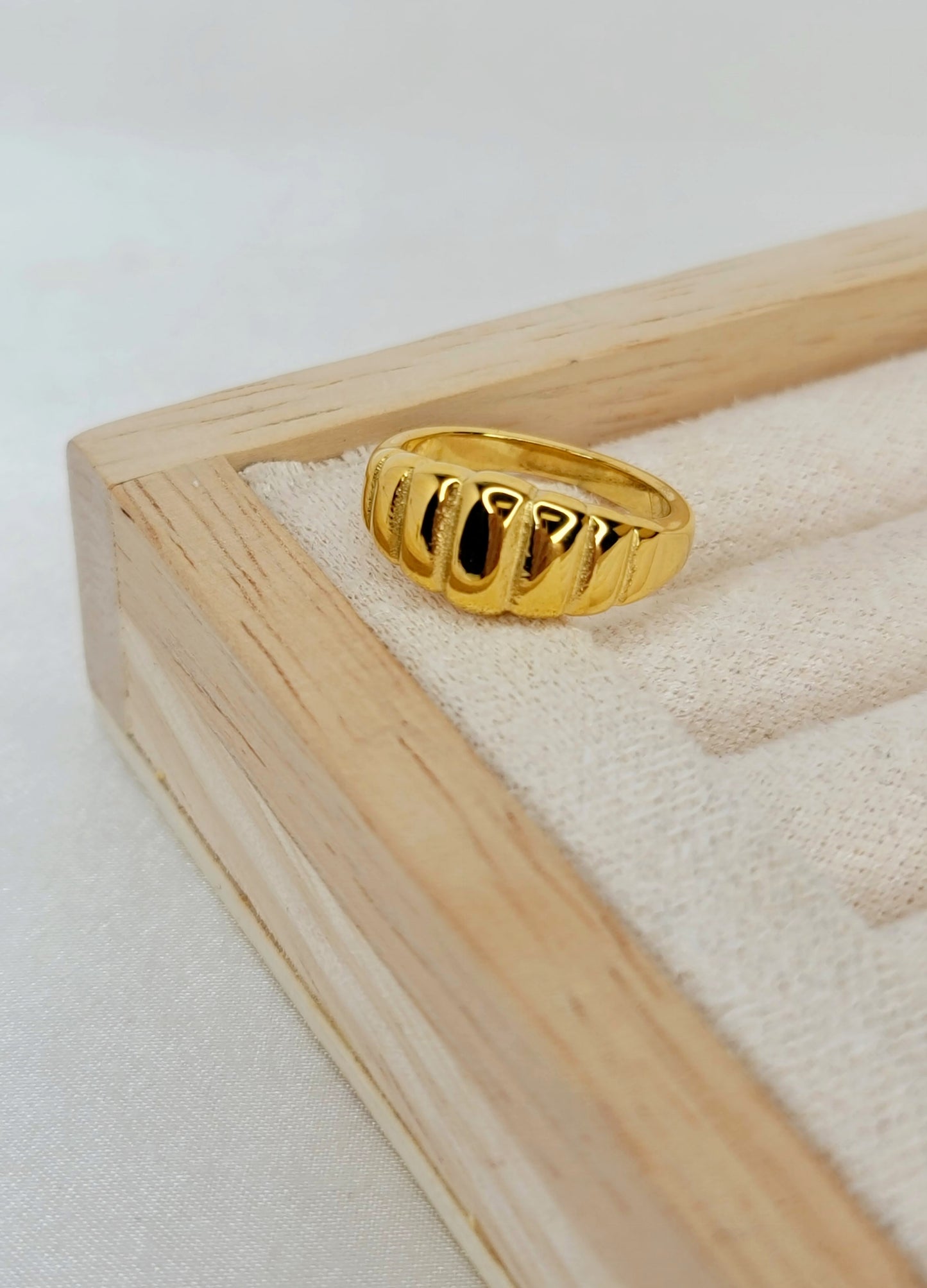 Gold Texured Band