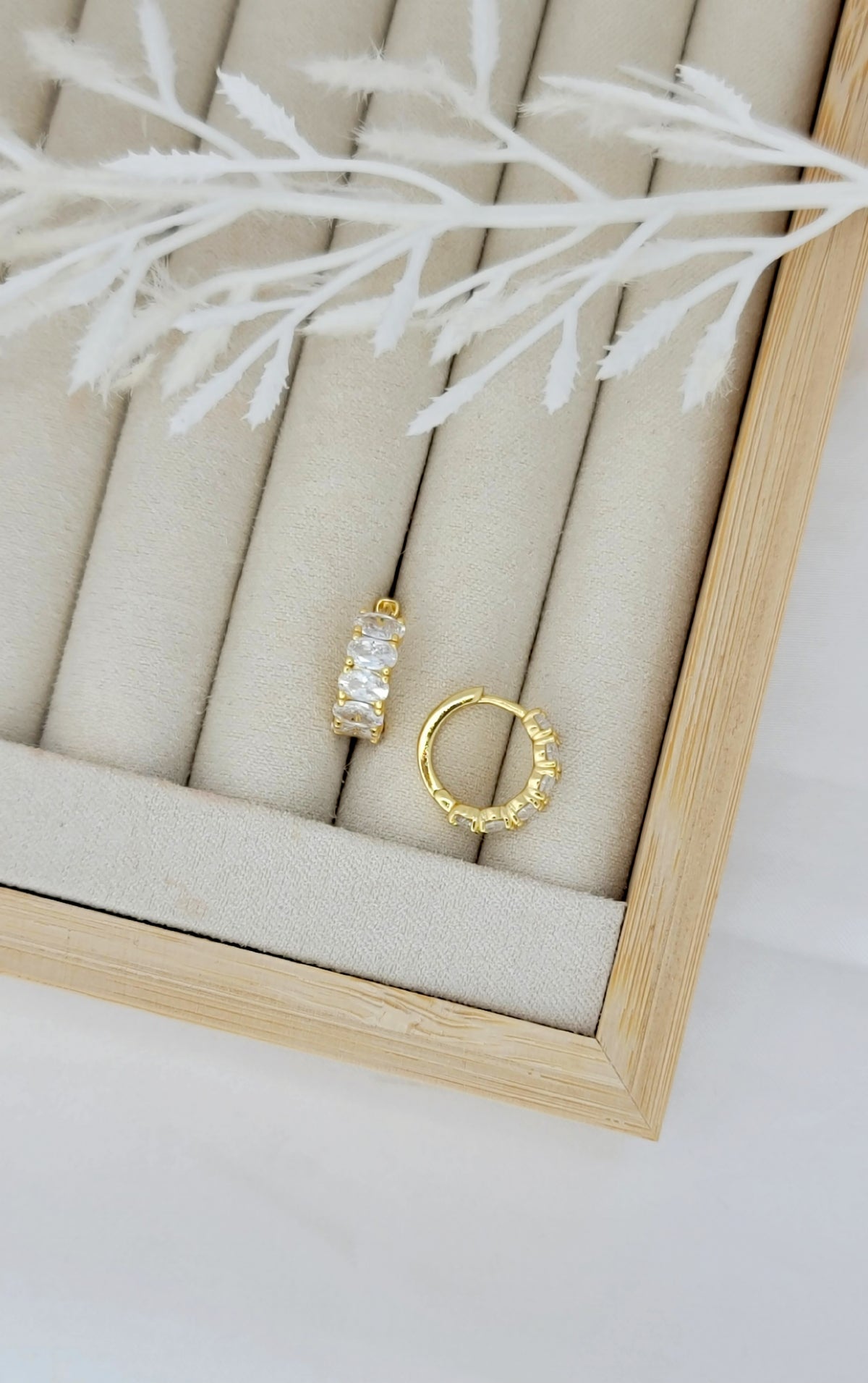 Crystal Huggies - Gold