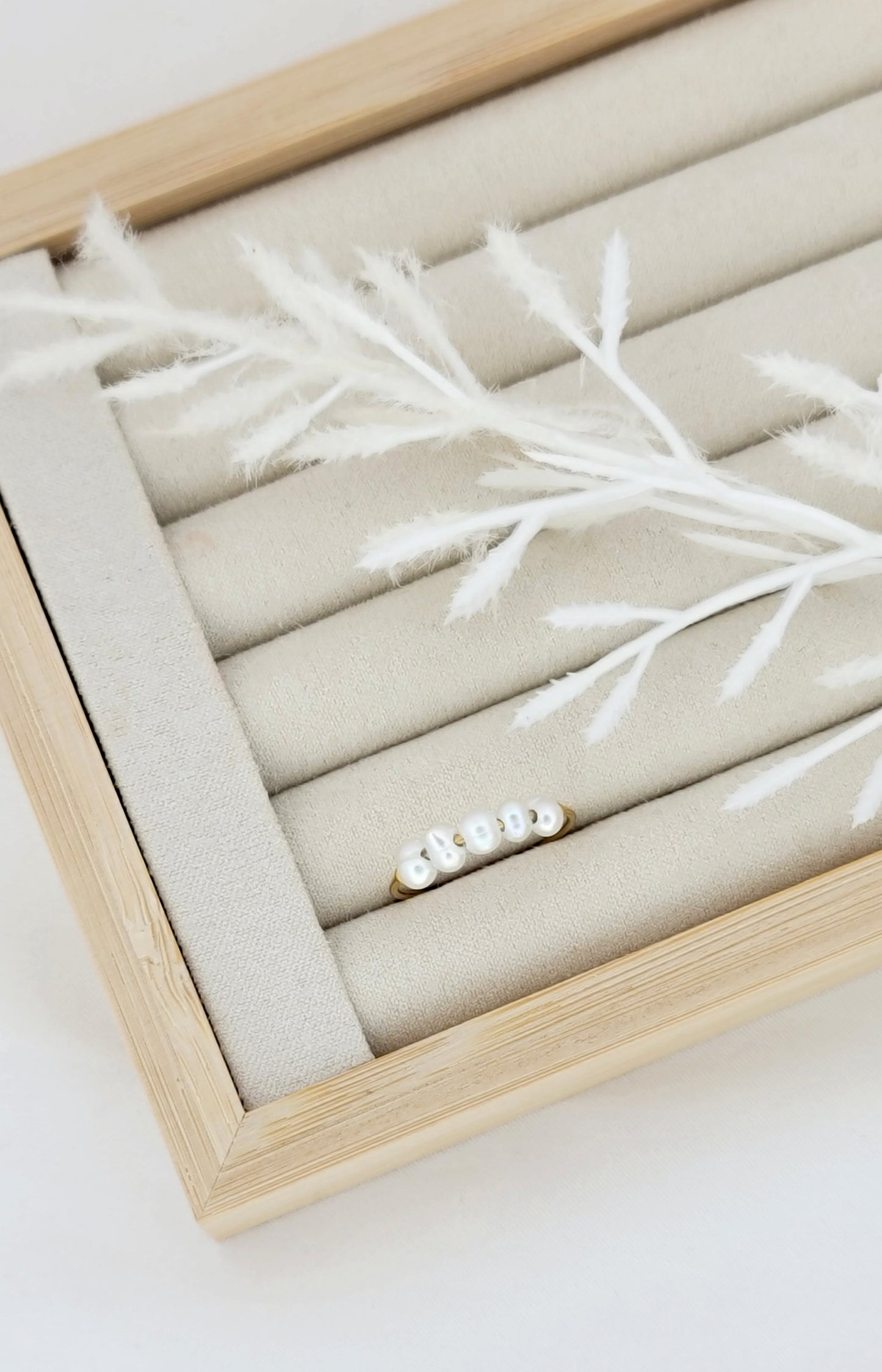 Pearl Band