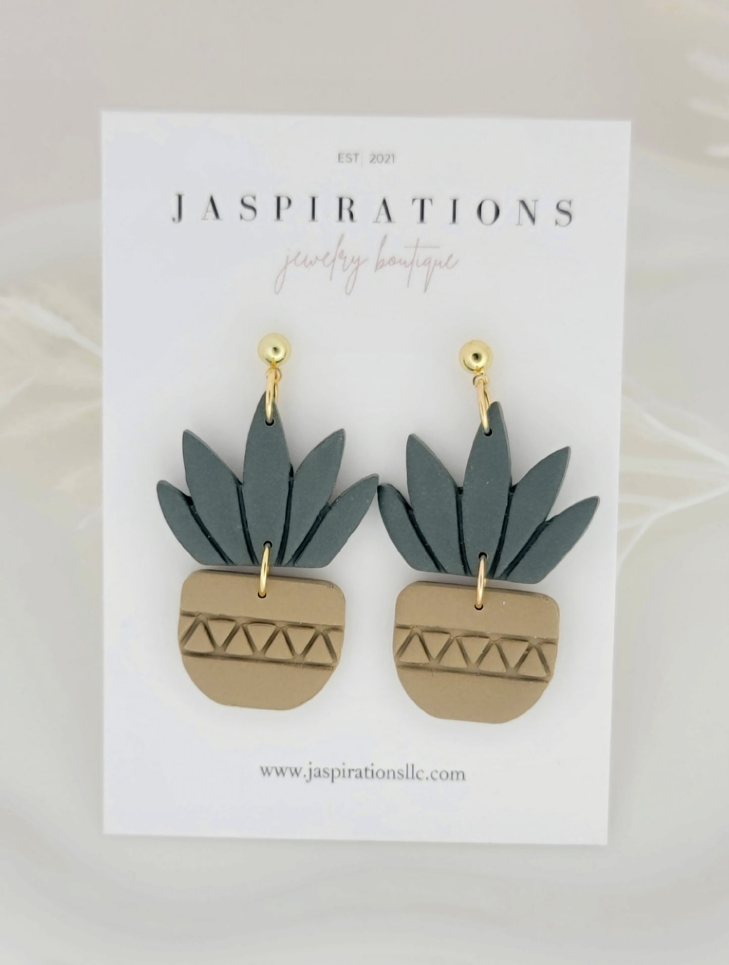 Plant Dangles