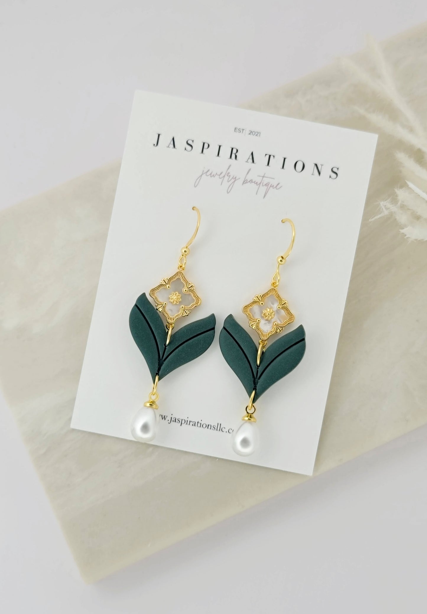 Noel Dangles - Green