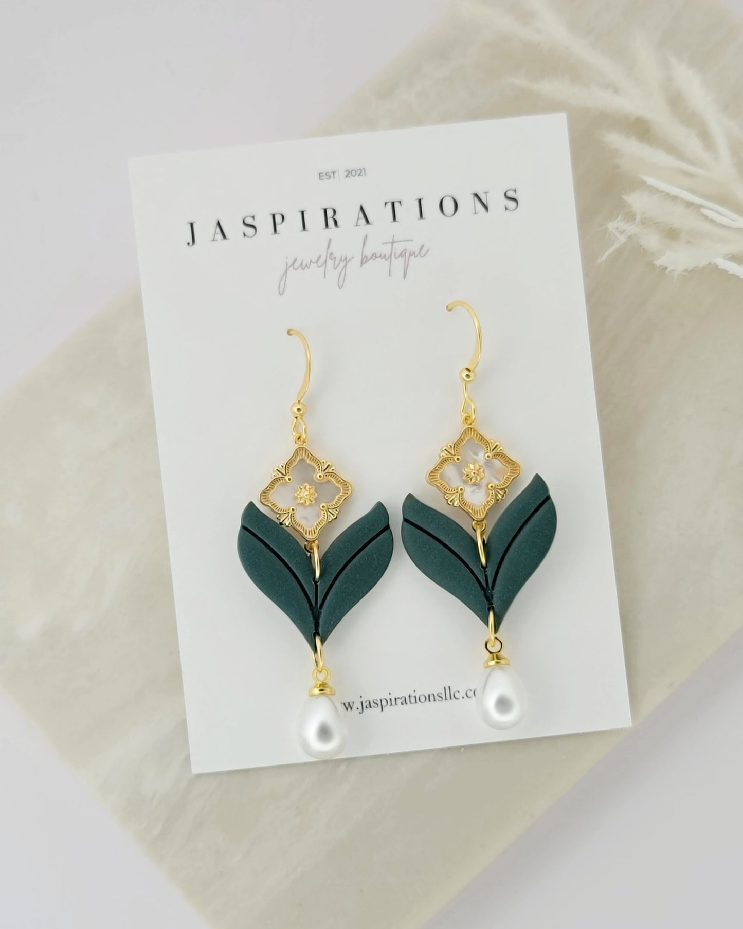 Noel Dangles - Green