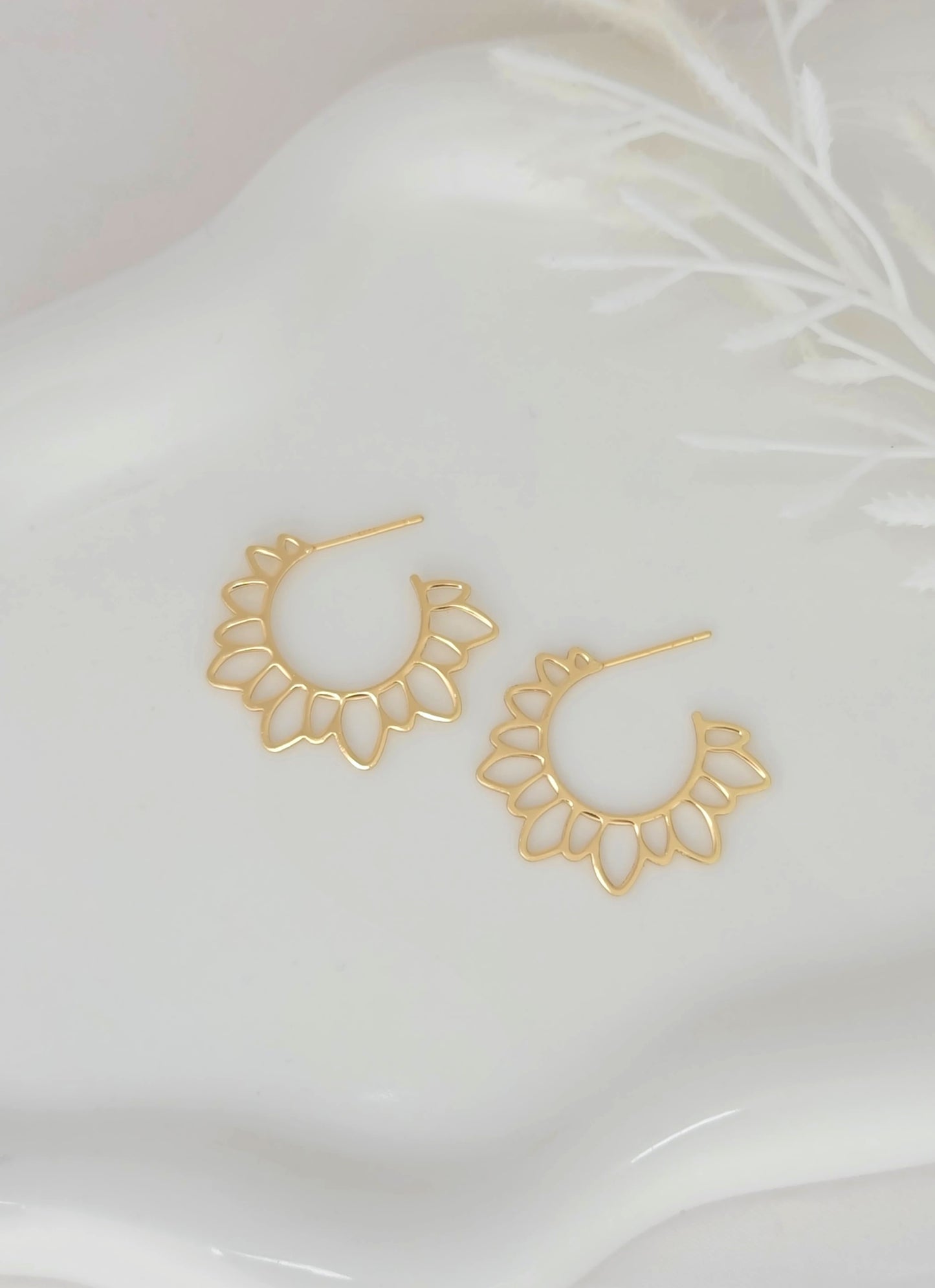 Daisy Hoops