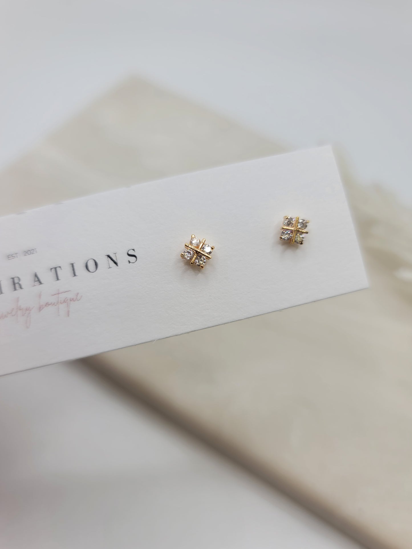 Mini Studs 2: Gift Box