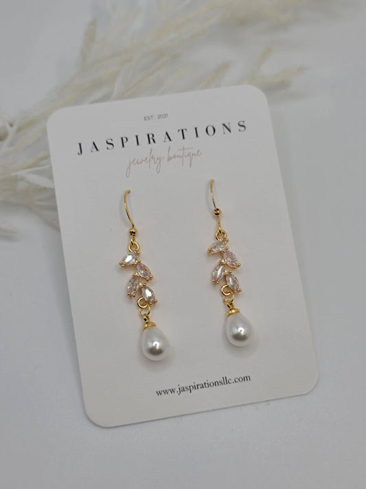 Elegant Pearl Drop