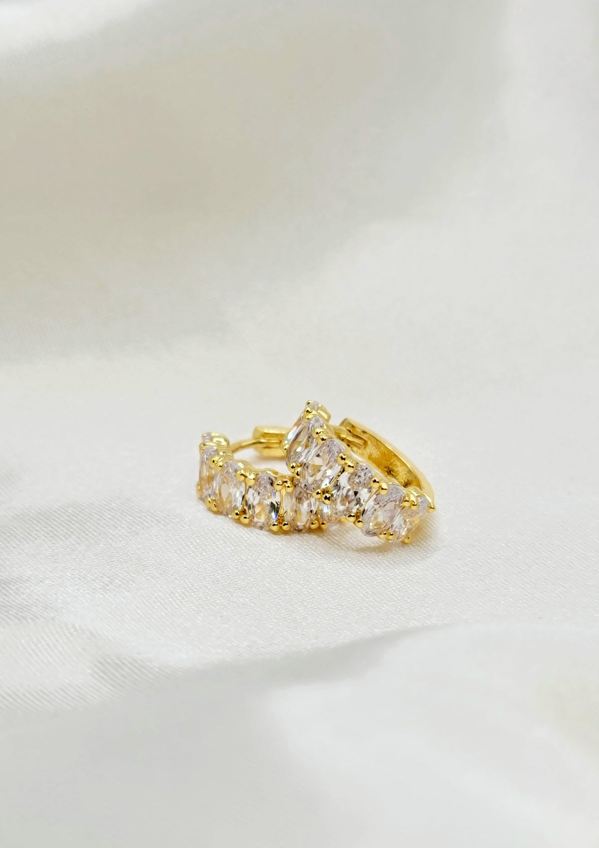 Crystal Huggies - Gold
