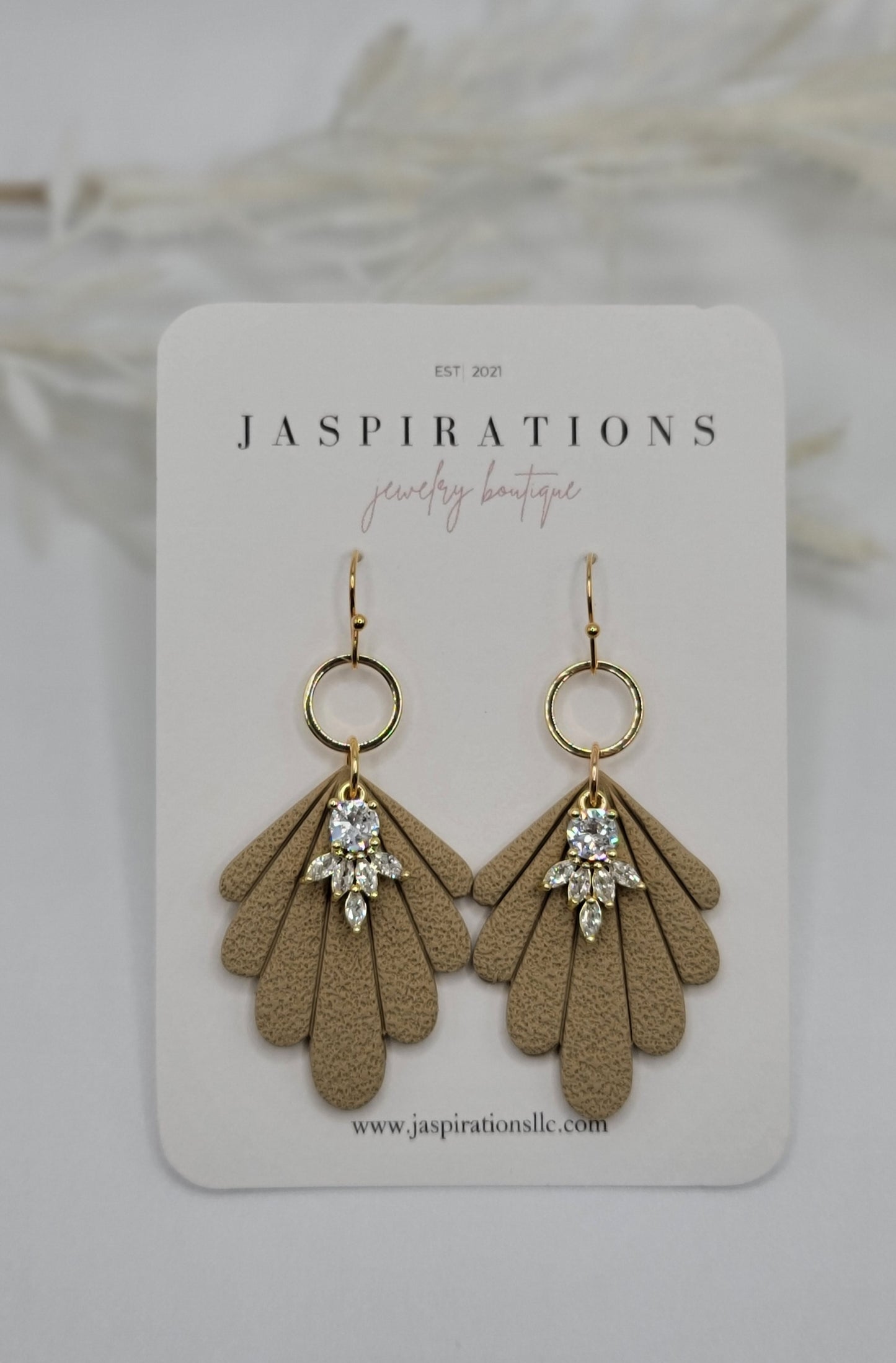 Tan Dangles