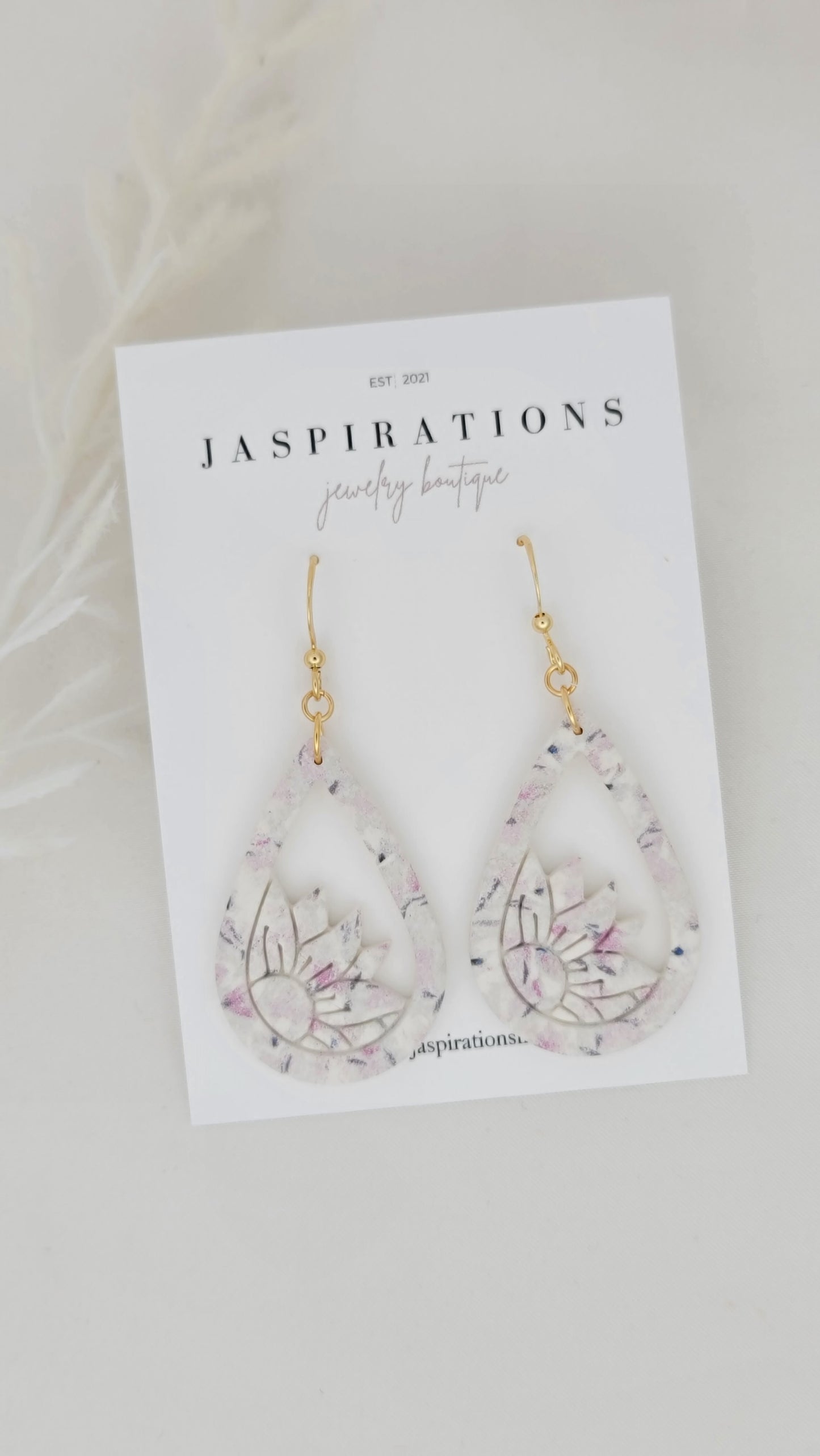 Lavender Floral Drop