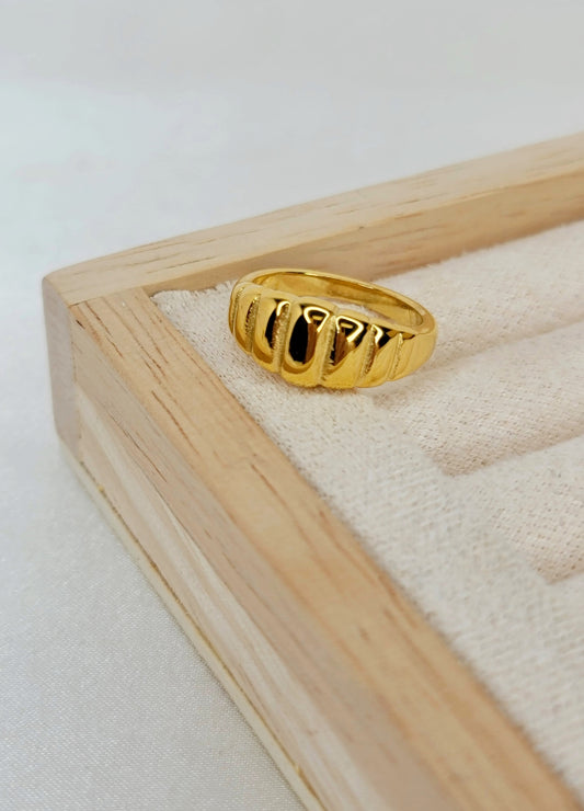 Gold Texured Band