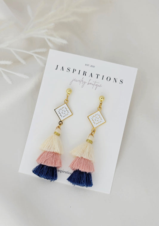 Paj Ntaub IPB Tassels