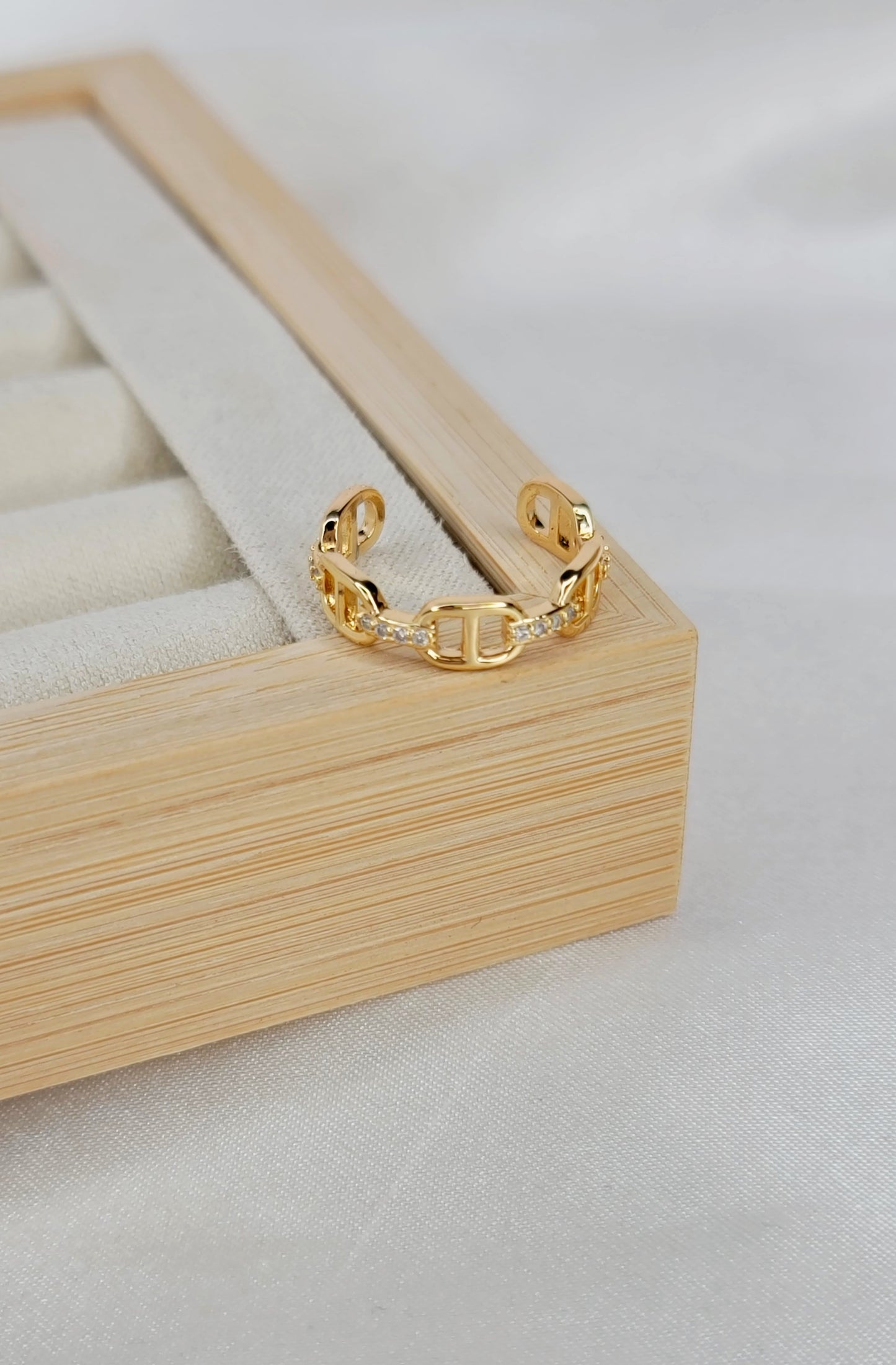 Gold Links