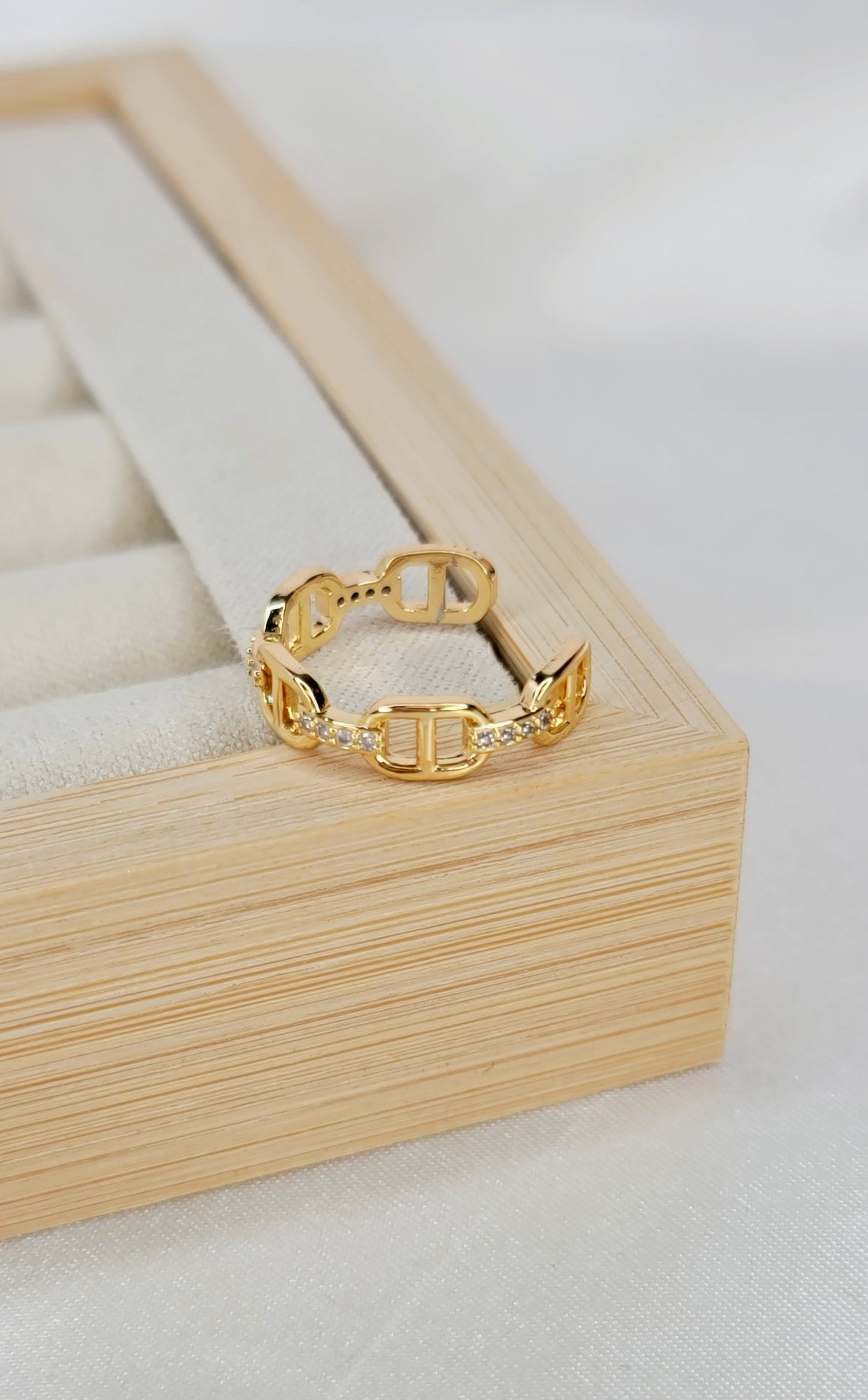 Gold Links