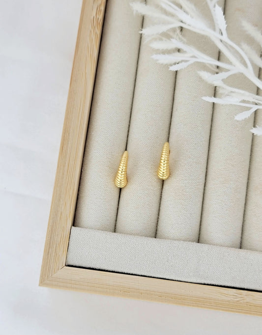 Gold Ribbed Huggies