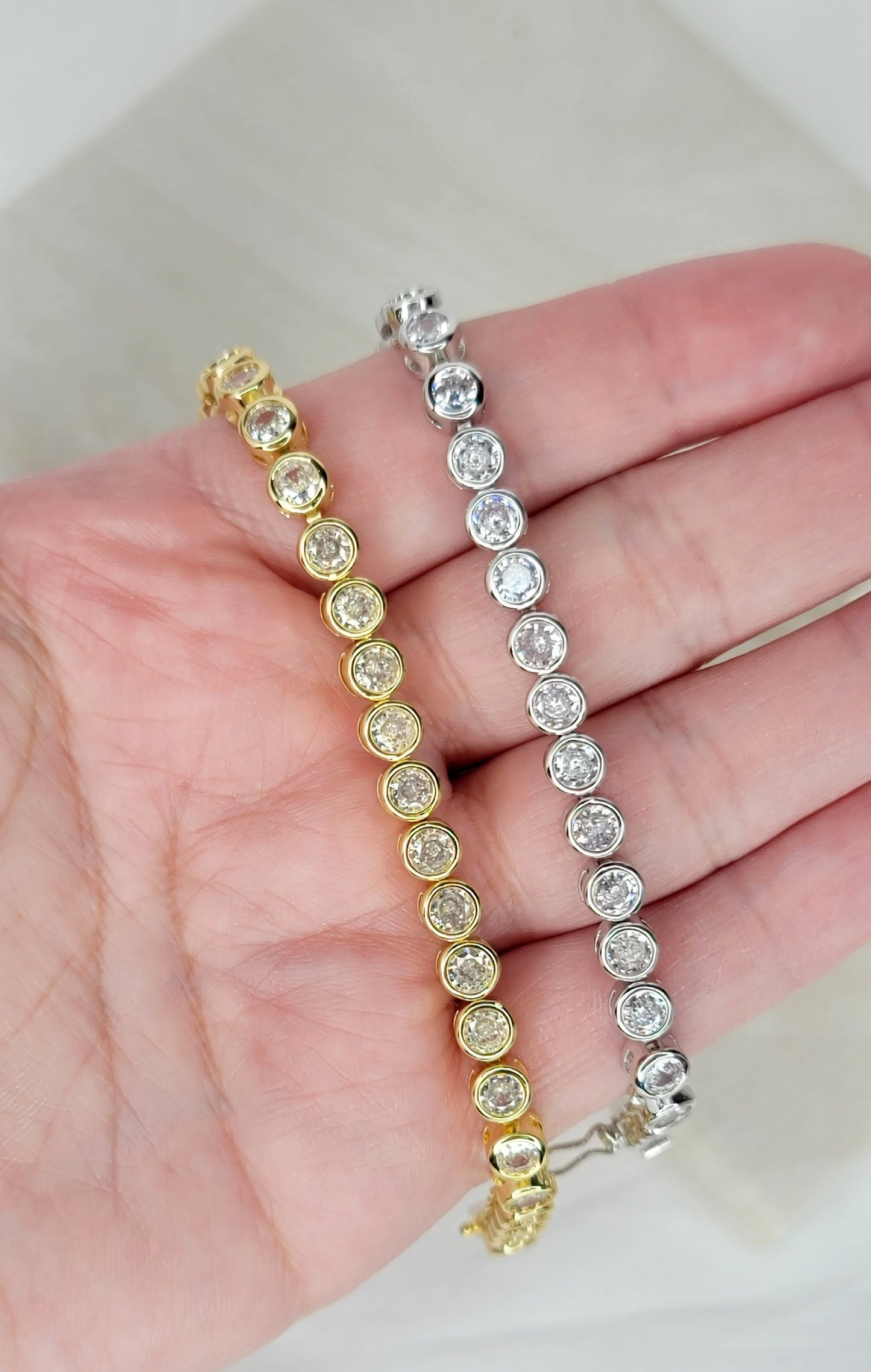 Round Tennis Bracelet (Silver or Gold)