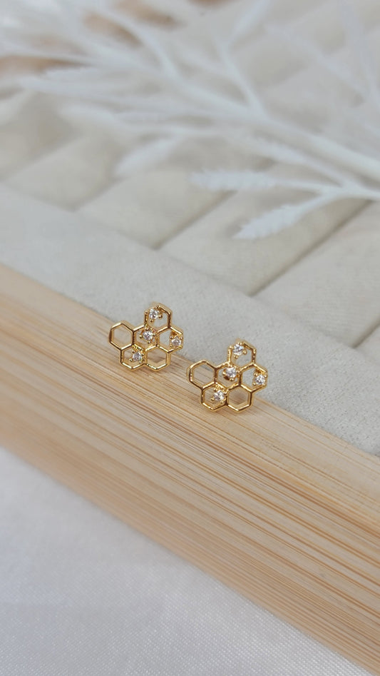 Honeycomb Studs