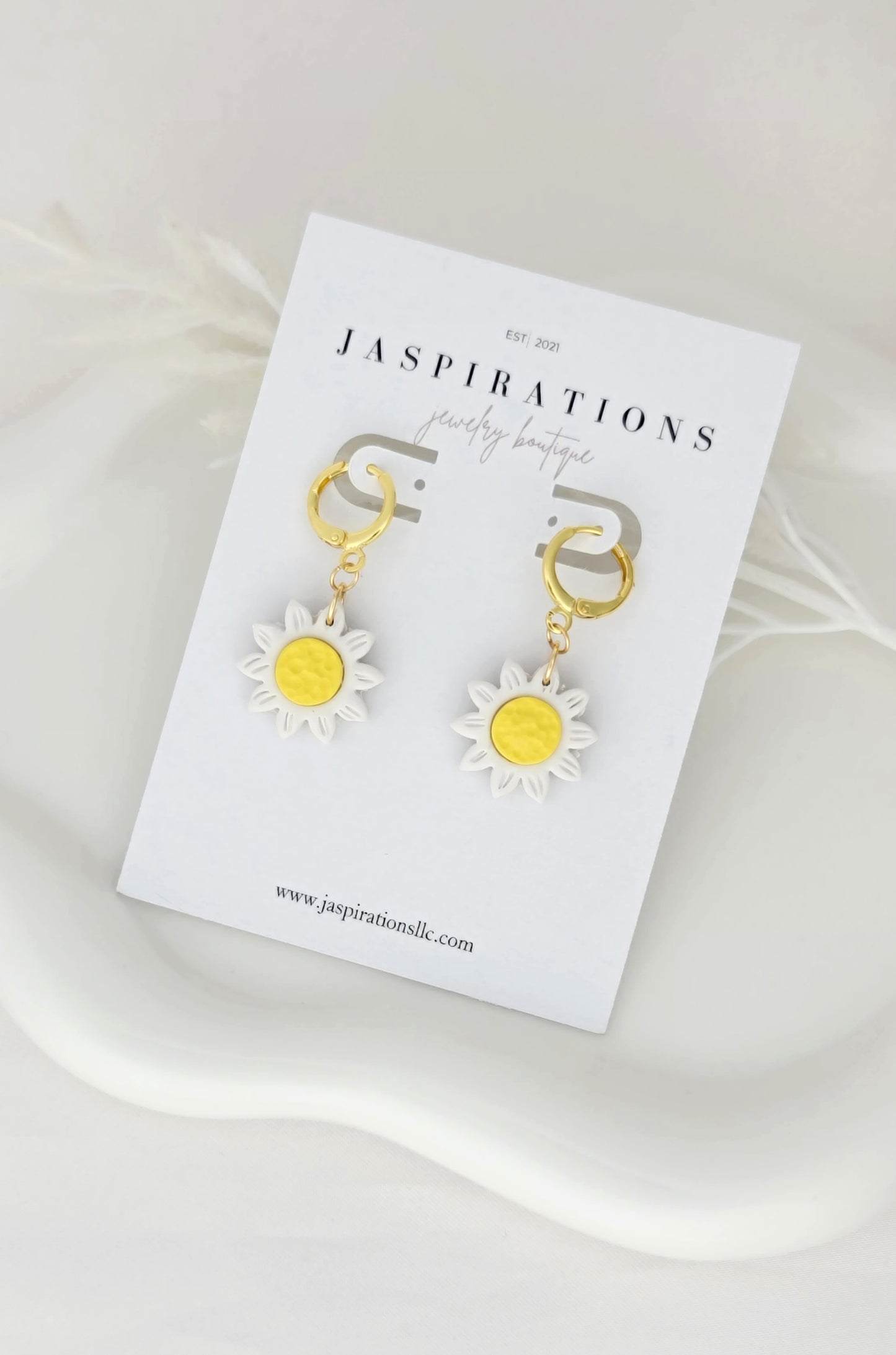 Daisy Earring