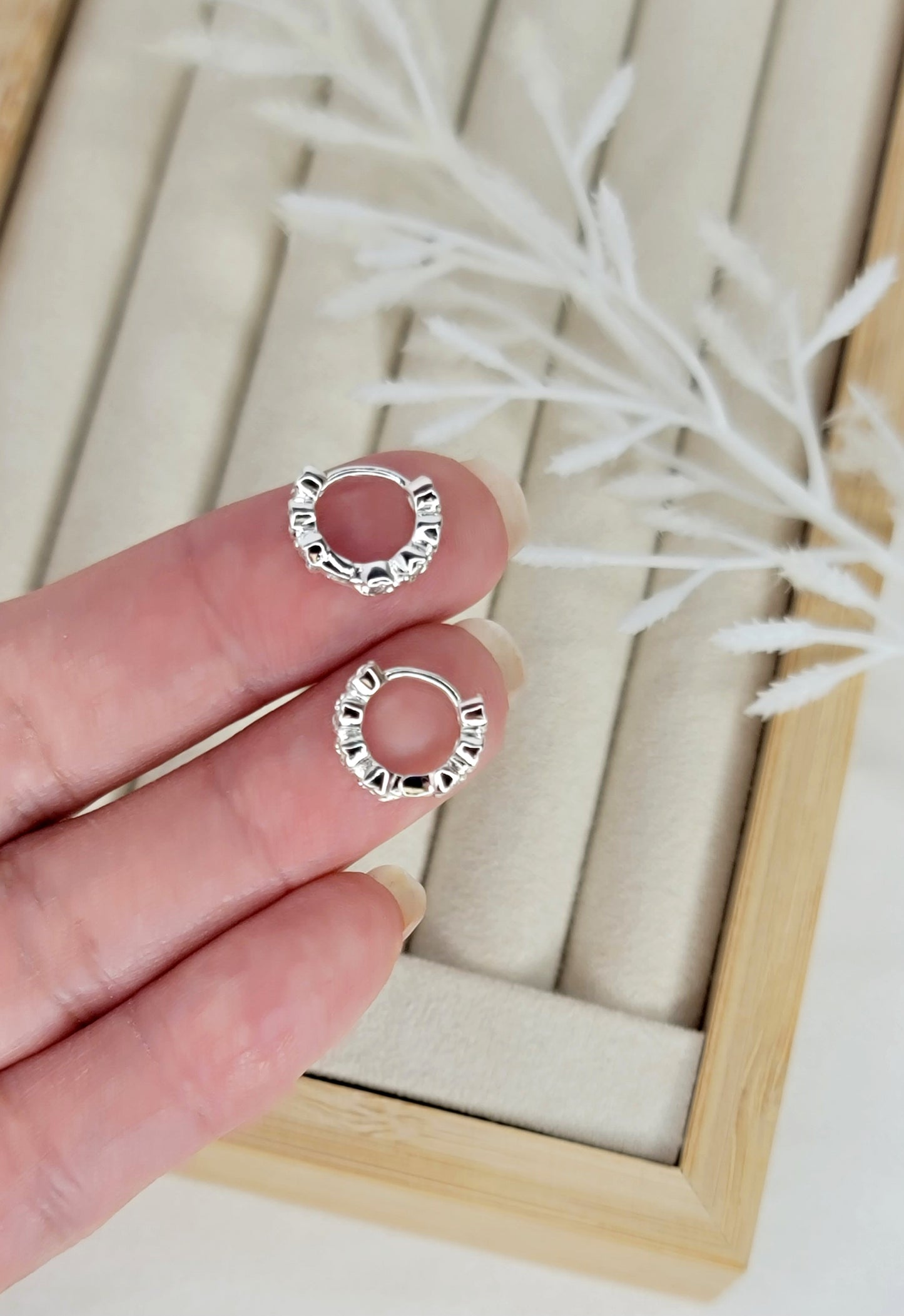 Lovely Huggies - Silver