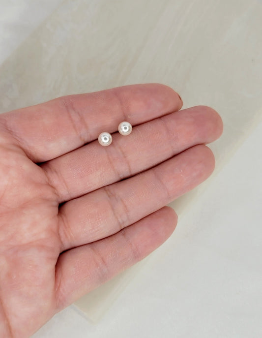 Pearl Studs