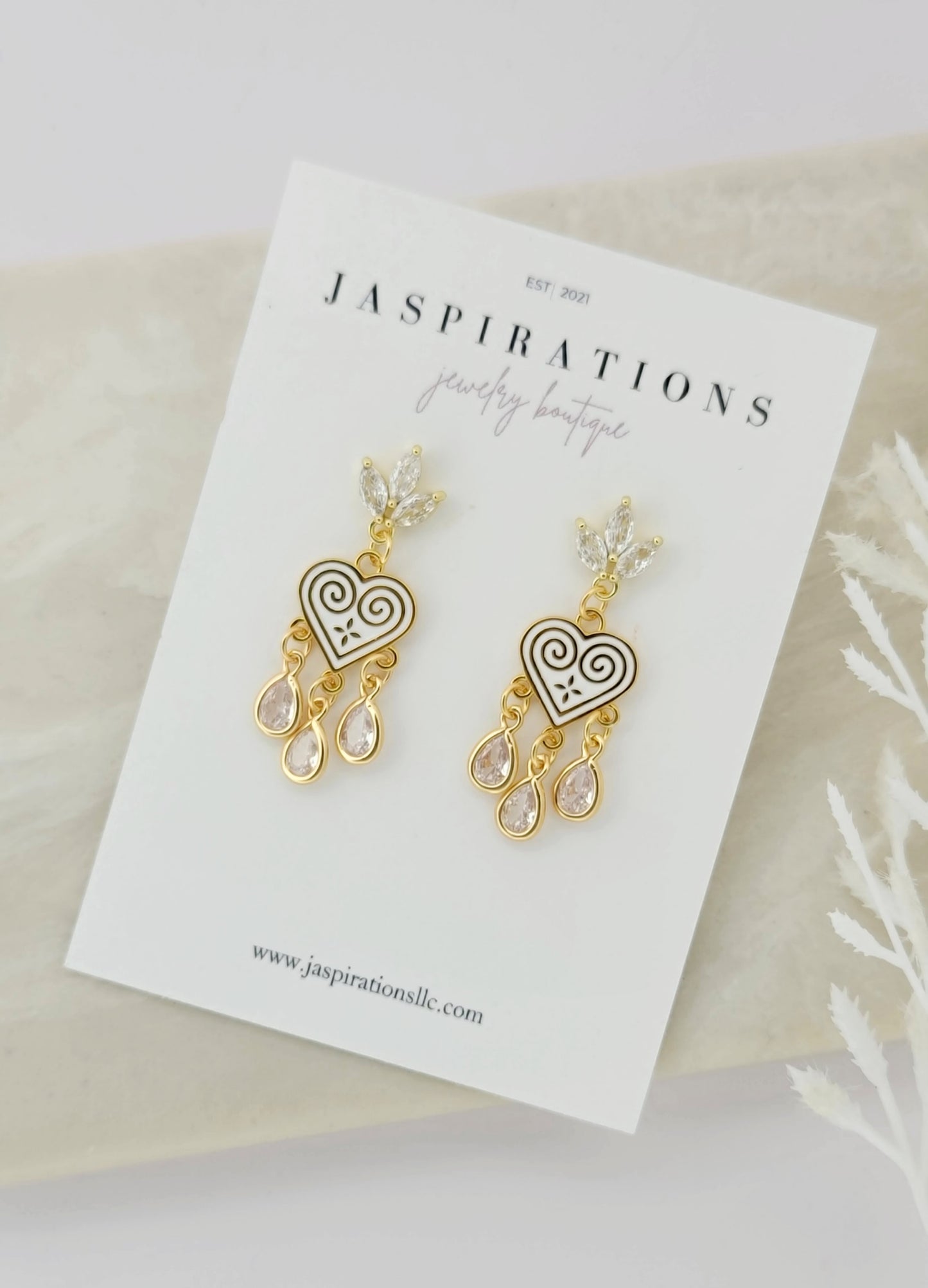 Hmong heart - Clear Teardrop