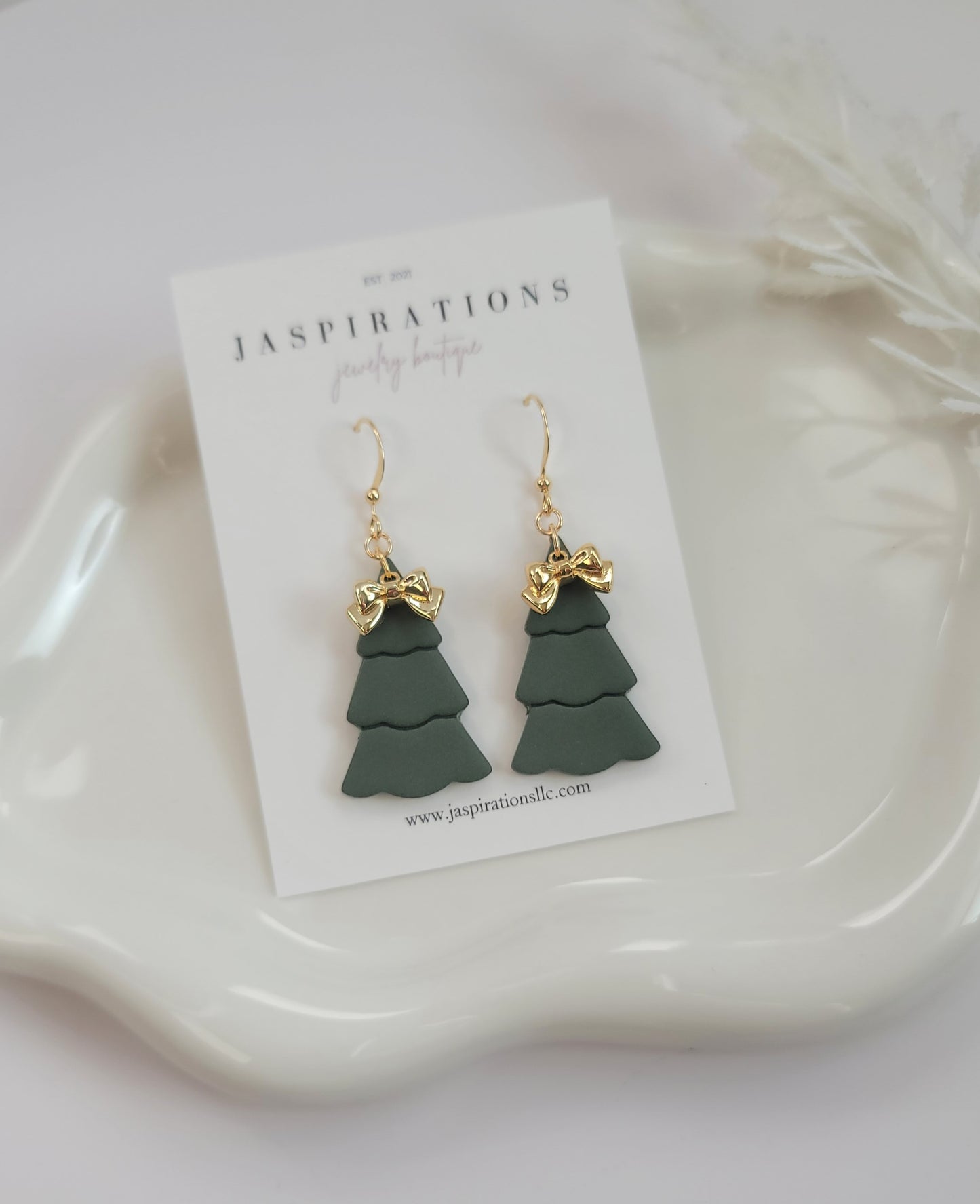 Christmas Tree - Gold Bow