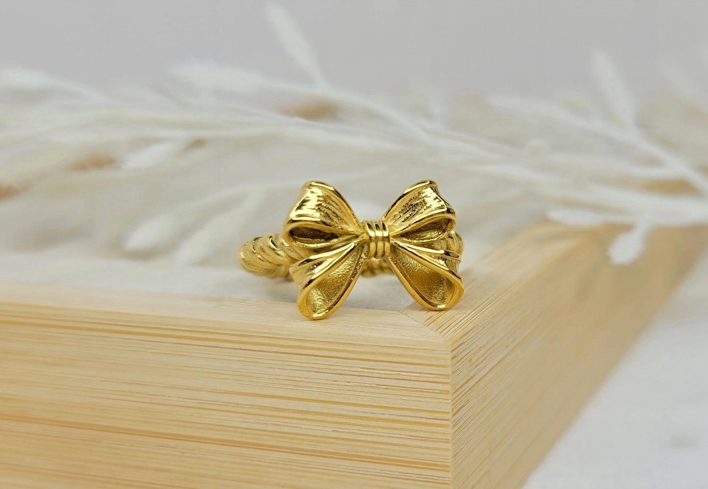 Bow Ring 2