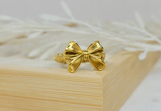 Bow Ring 2