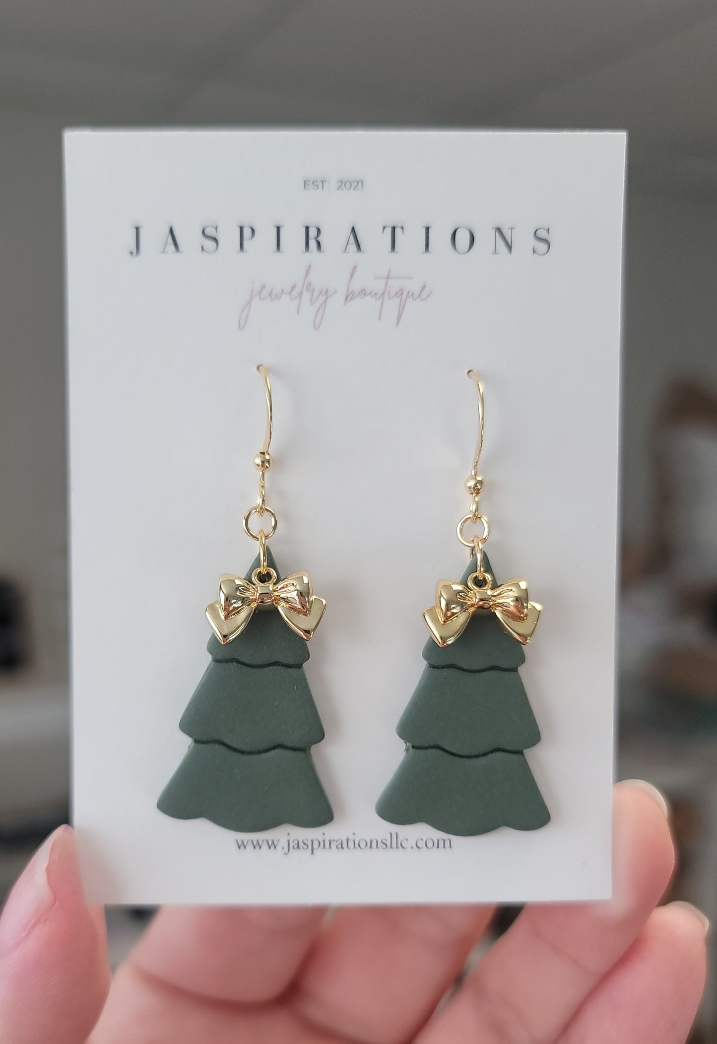 Christmas Tree - Gold Bow