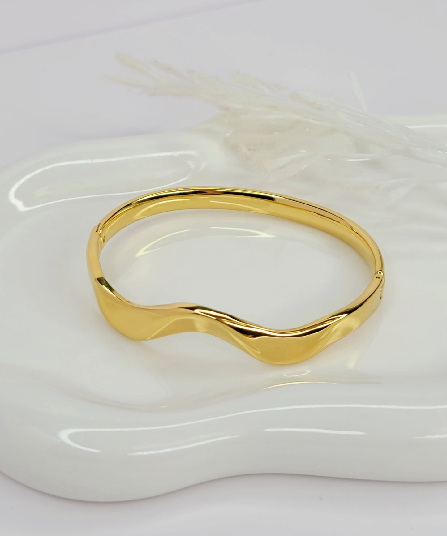 Wave Bangle