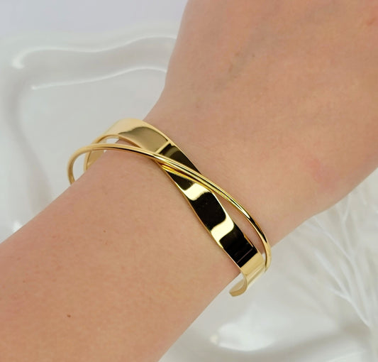 Crossover Bangle