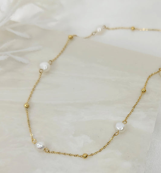 Gold Pearl Necklace