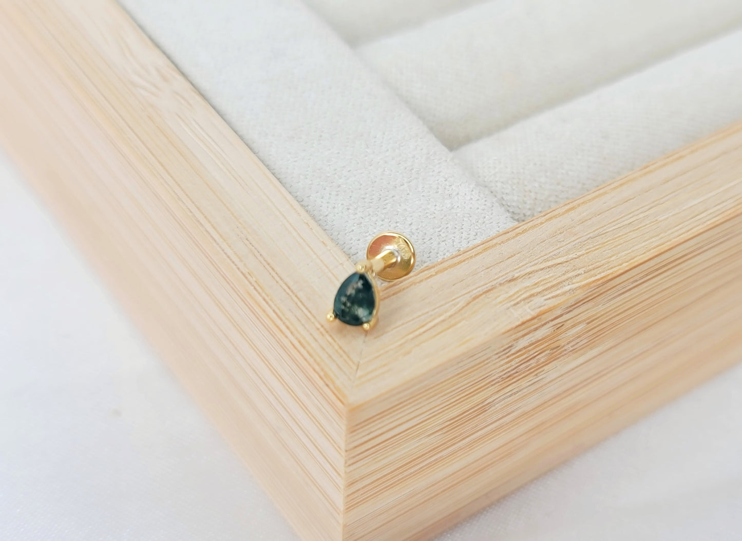 Green Flatback Screw Ons