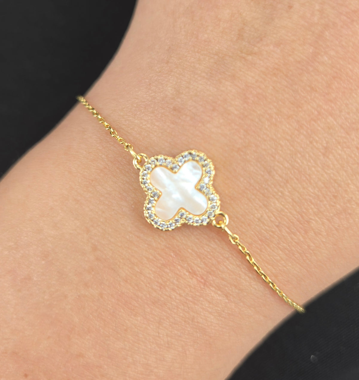 Clover bracelet