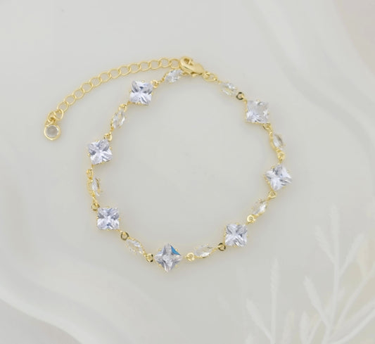 Zircon Bracelet