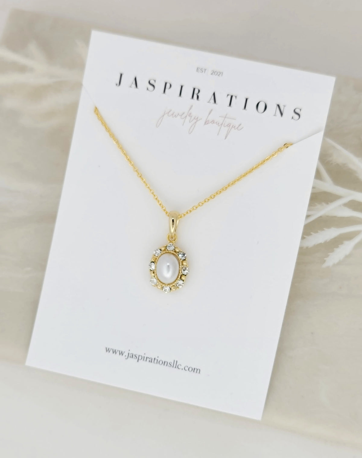 Lumiere Necklace